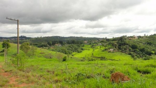 Sitio sem Benfeitorias, escritura, topografia - Bairro Fazenda Santa Paula- Botujuru - Campo Limpo Paulista- SP - Cód. 2758 - Image 4