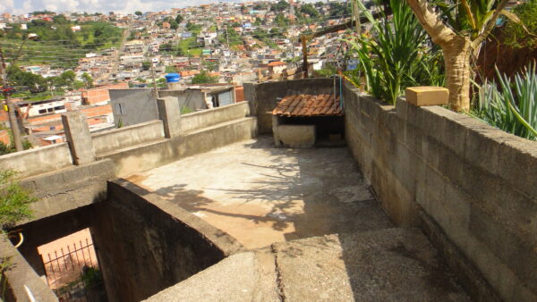 Sobrado com comados bem distribuídos, ótimo acabamento interno (Aceita Entrada) - Bairro Jd. São João - Francisco Morato -SP - Cód. 6499 - Image 14