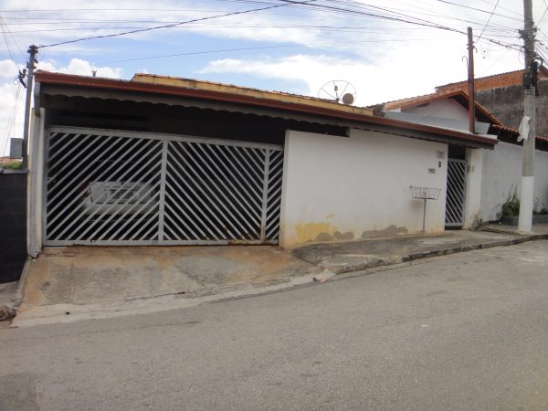 Casa com Edícula/Campo Limpo Paulista-sp/bairro>Jardim são Domingos/cod.8981