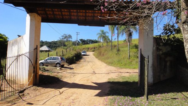 chácara/sem benfeitorias/da financiamento bancário/pode usar o f.g.t.s/campo limpo paulista -sp/condomínio serra morena/cód.5911 - Image 3