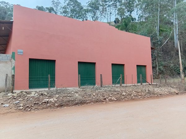 galpão/com 3 casas/Jarinu -sp/km 8//bairro iara/3184 - Imagem 2