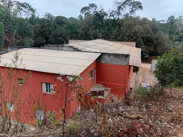 galpão/com 3 casas/Jarinu -sp/km 8//bairro iara/3184 - Imagem 6