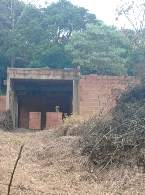 chácara com construção iniciada /aceita entrada+ parcelas/Atibaia/bairro>iara/cód.6289 - Imagem 3